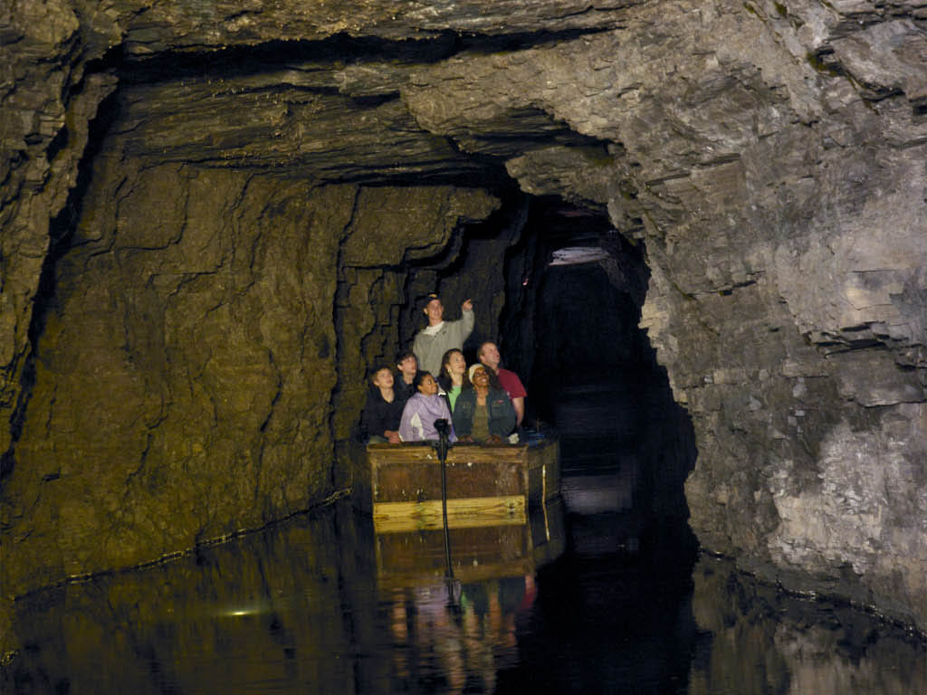 lockport cave & underground tour boat